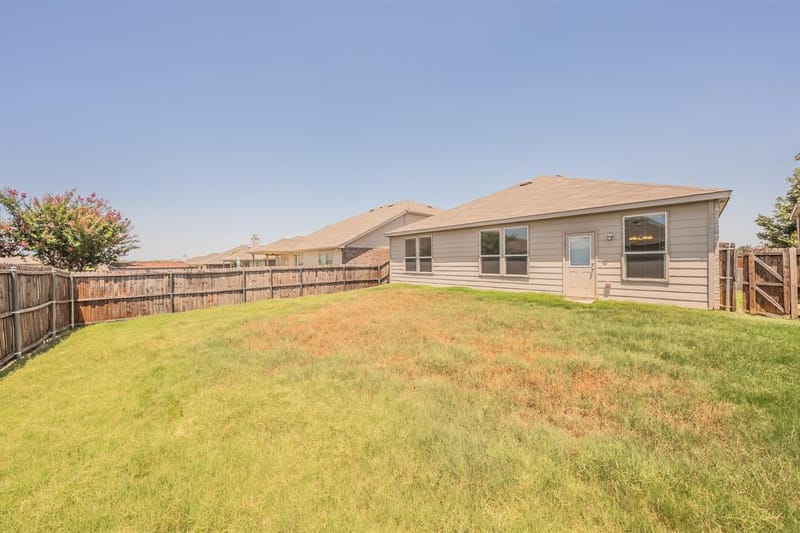 2428 Lohani Lane, Fort Worth TX 76131 - Photo 30