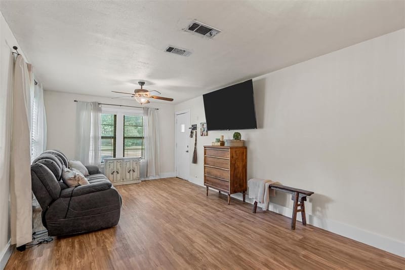 704 S Marable Street, West TX 76691 - Photo 6