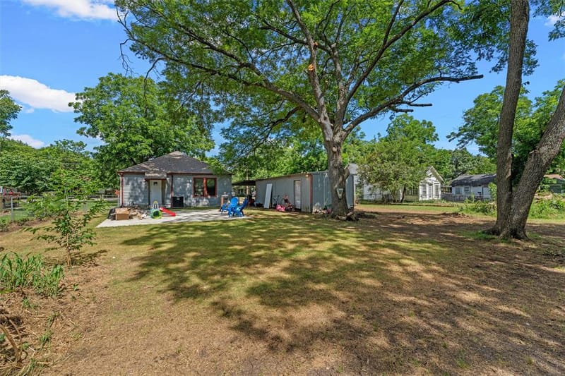 704 S Marable Street, West TX 76691 - Photo 19