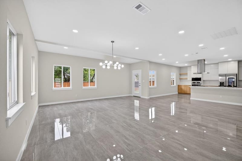 105 Rolston Road, Irving TX 75060 - Photo 7