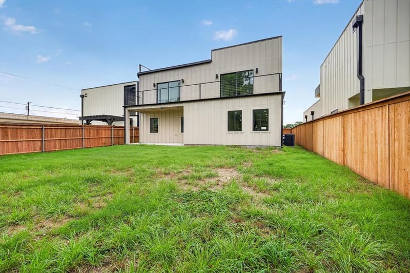 105 Rolston Road, Irving TX 75060 - Photo 34