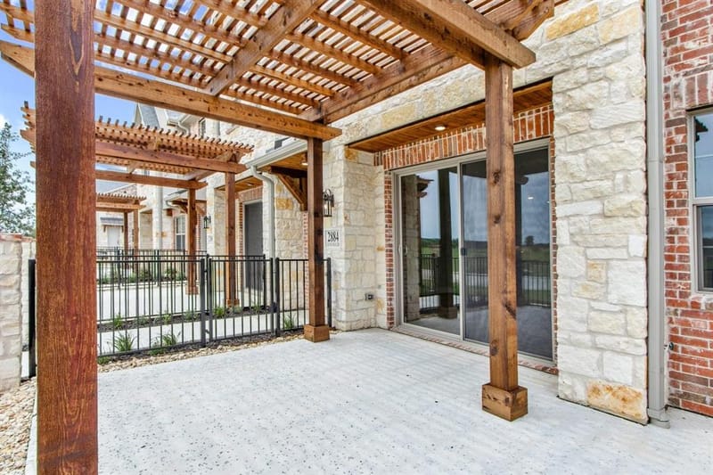 2884 Enfield, The Colony TX 75056 - Photo 3