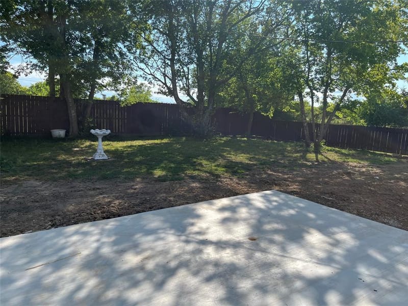 110 Circle Drive, Point TX 75472 - Photo 6