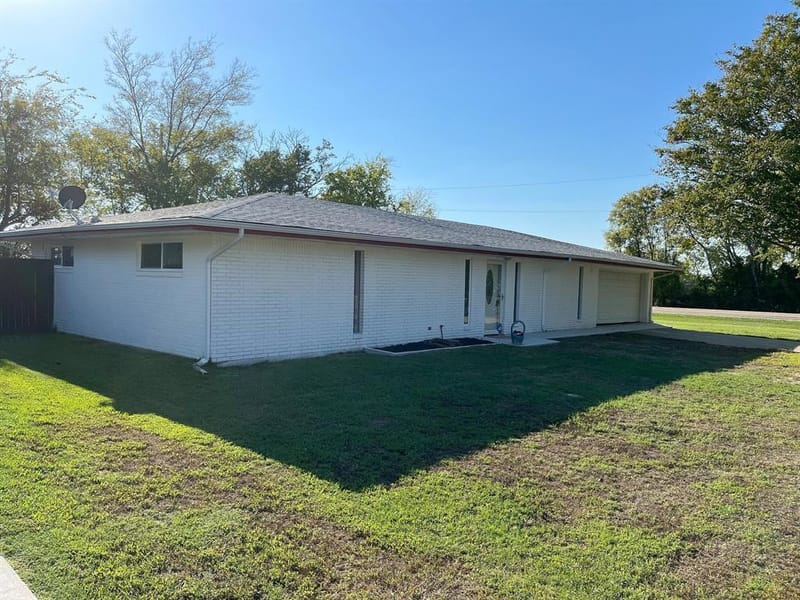 110 Circle Drive, Point TX 75472 - Photo 5