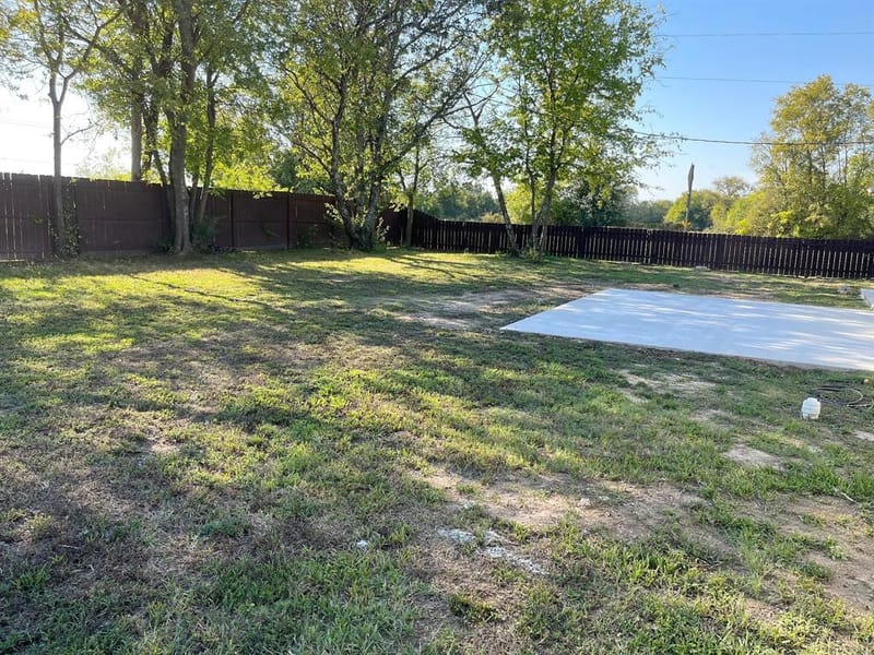 110 Circle Drive, Point TX 75472 - Photo 10