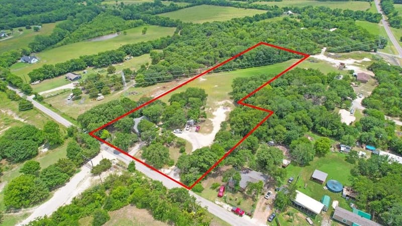 1250 Garrett Road, Whitewright TX 75491 - Photo 2