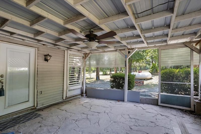 1250 Garrett Road, Whitewright TX 75491 - Photo 10