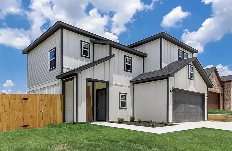 1901 Kelly Street, Fort Worth TX 76104 - Photo 2