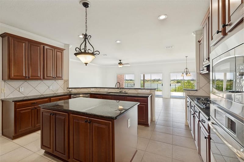 1457 Harbor Springs Drive, Frisco TX 75036 - Photo 9
