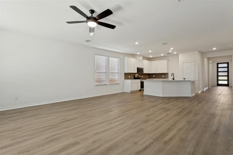2708 Goldfinch Drive, Denton TX 76205 - Photo 3