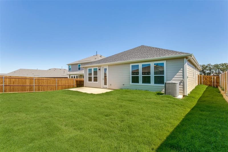 2708 Goldfinch Drive, Denton TX 76205 - Photo 24