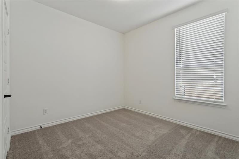 2708 Goldfinch Drive, Denton TX 76205 - Photo 18