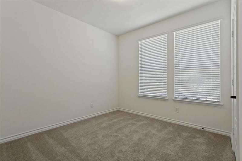 2708 Goldfinch Drive, Denton TX 76205 - Photo 21