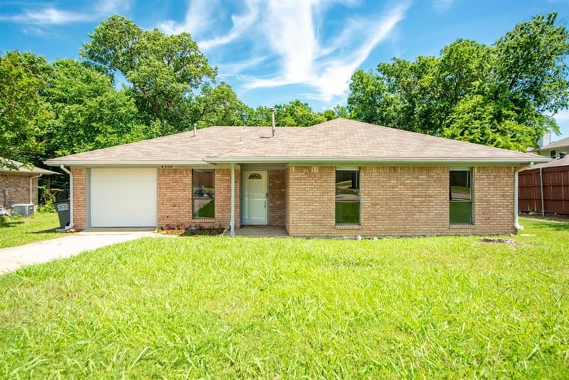4904 Brookhollow Drive, Sachse TX 75048 - Photo 3
