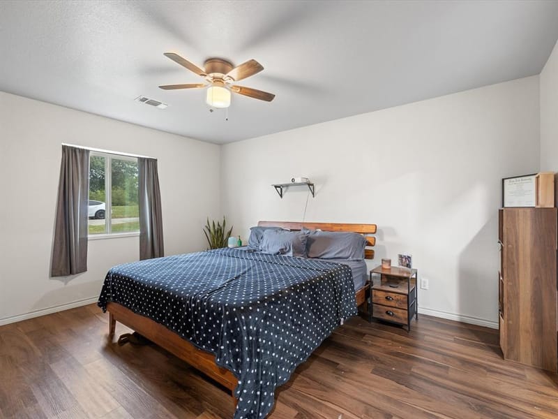 106 Edith Street, Bowie TX 76230 - Photo 10