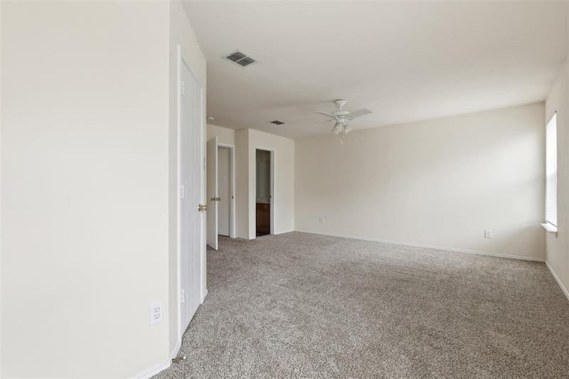 10716 Wild Oak Drive, Fort Worth TX 76140 - Photo 14