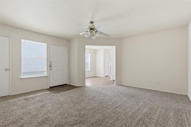 10716 Wild Oak Drive, Fort Worth TX 76140 - Photo 4