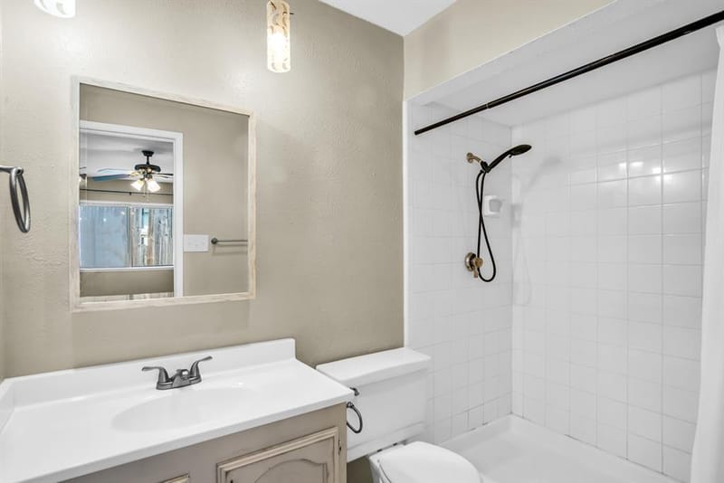 1917 Vine Drive, Garland TX 75040 - Photo 14