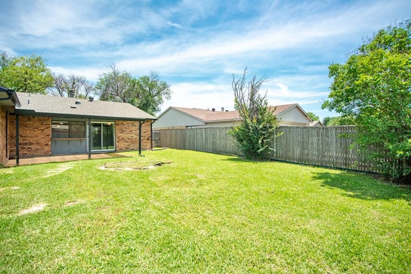 1917 Vine Drive, Garland TX 75040 - Photo 18