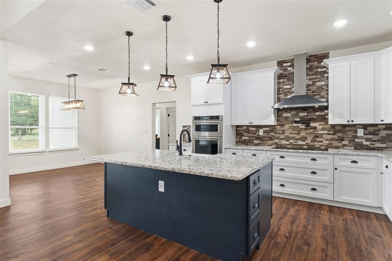 1754 Riverview Drive, Cleburne TX 76033 - Photo 6