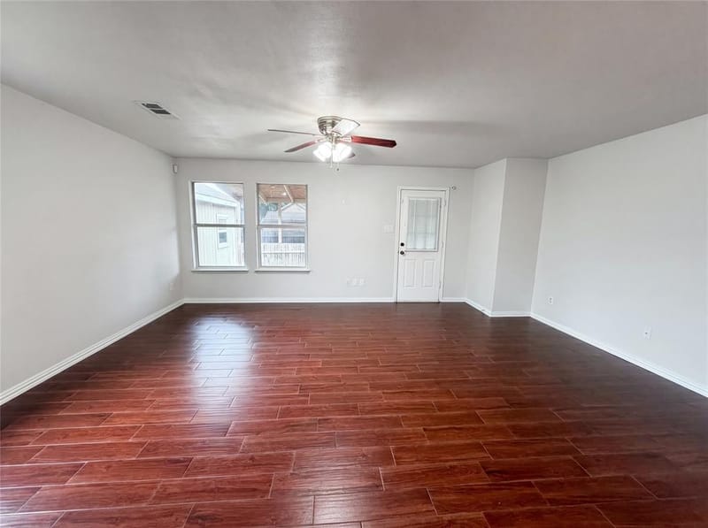 111 Forest Park Lane, Red Oak TX 75154 - Photo 6