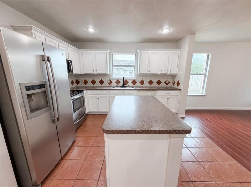 111 Forest Park Lane, Red Oak TX 75154 - Photo 9