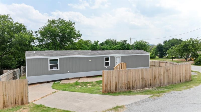 4200 Cortez Court, Granbury TX 76048 - Photo 3