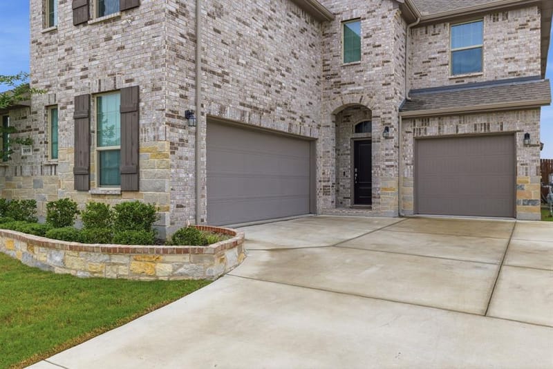 3619 Twin Pines Drive, Grand Prairie TX 76065 - Photo 5