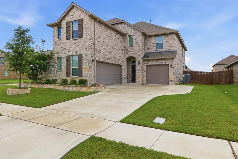 3619 Twin Pines Drive, Grand Prairie TX 76065 - Photo 4