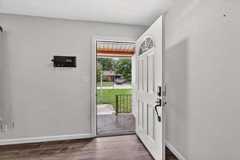 2833 Scruggs Park Drive, Richland Hills TX 76118 - Photo 5