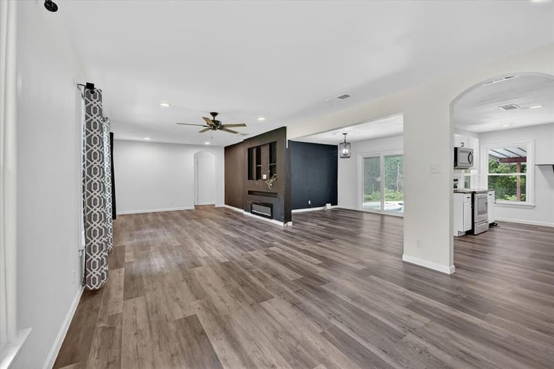 2833 Scruggs Park Drive, Richland Hills TX 76118 - Photo 9