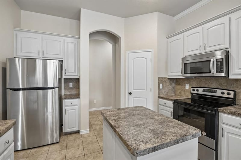 425 Corriente Trail, Azle TX 76020 - Photo 11