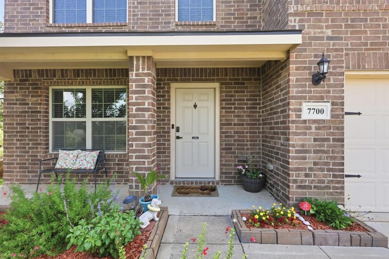 7700 Spritsail Lane, Fort Worth TX 76179 - Photo 3