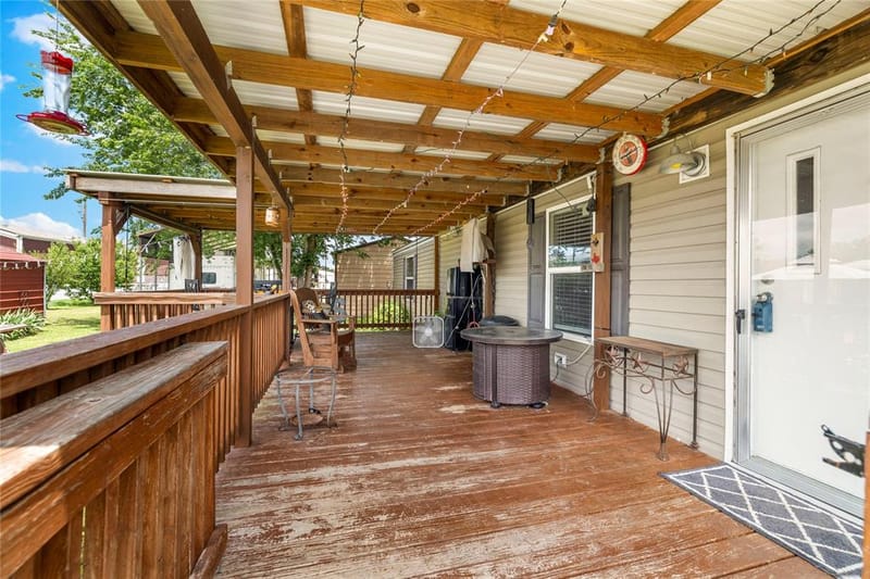 188 Mohican, Quitman TX 75783 - Photo 2