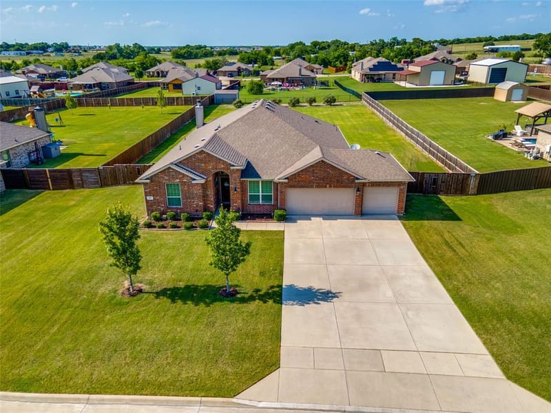 304 Amber Lane, Nevada TX 75173 - Photo 2