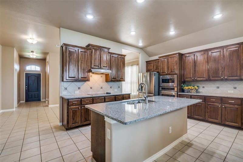 304 Amber Lane, Nevada TX 75173 - Photo 9