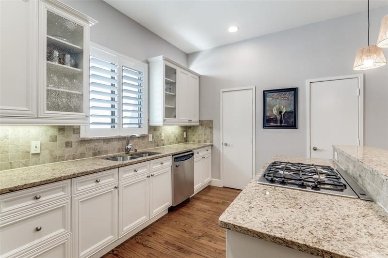2411 N Hall Street # 31, Dallas TX 75204 - Photo 11