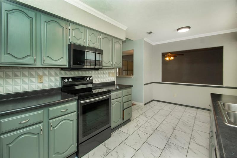 5738 Diana Drive, Garland TX 75043 - Photo 2