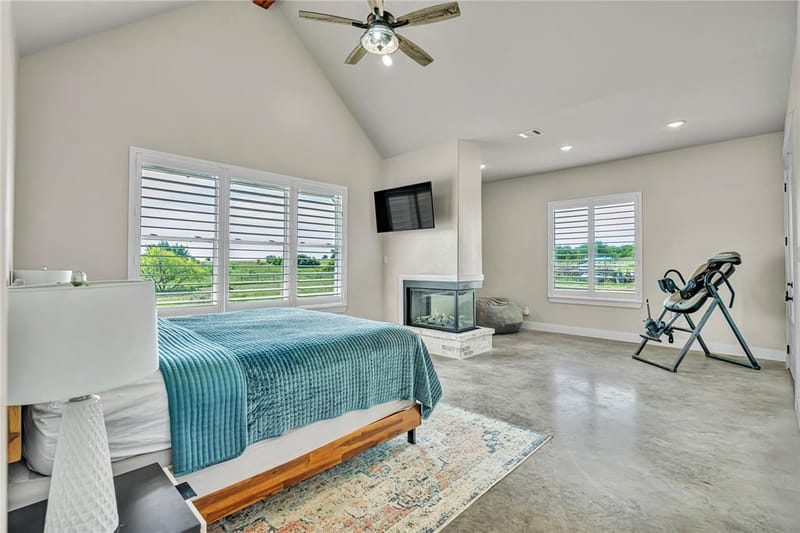 3763 County Road 1110, Rio Vista TX 76093 - Photo 15