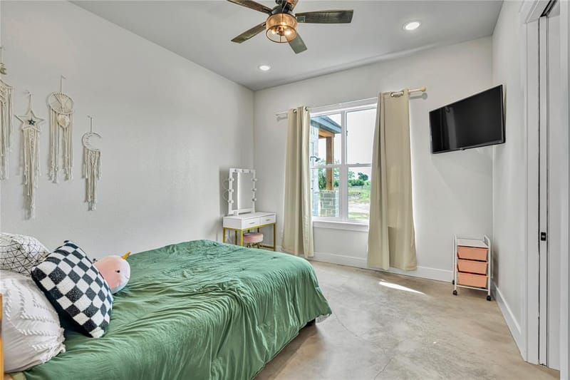 3763 County Road 1110, Rio Vista TX 76093 - Photo 29