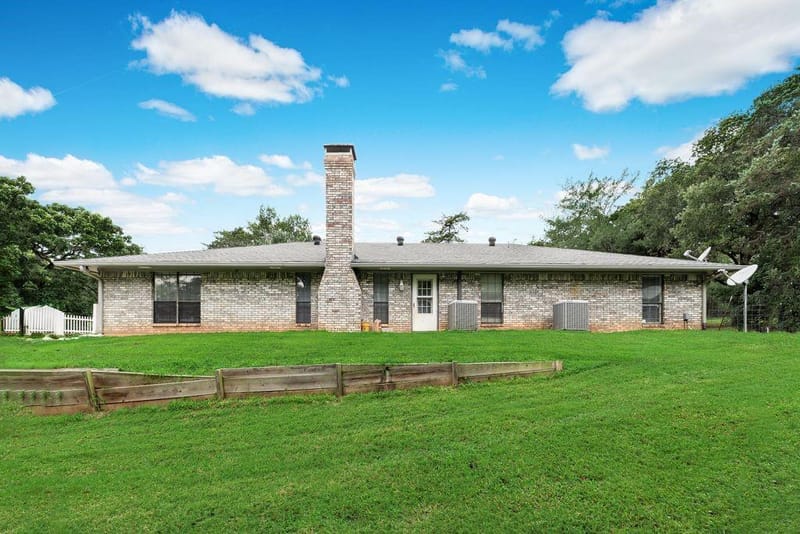 298 Butterfield Road, Denison TX 75021 - Photo 3