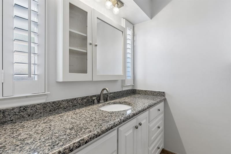 10021 Regal Park Lane # 108, Dallas TX 75230 - Photo 9
