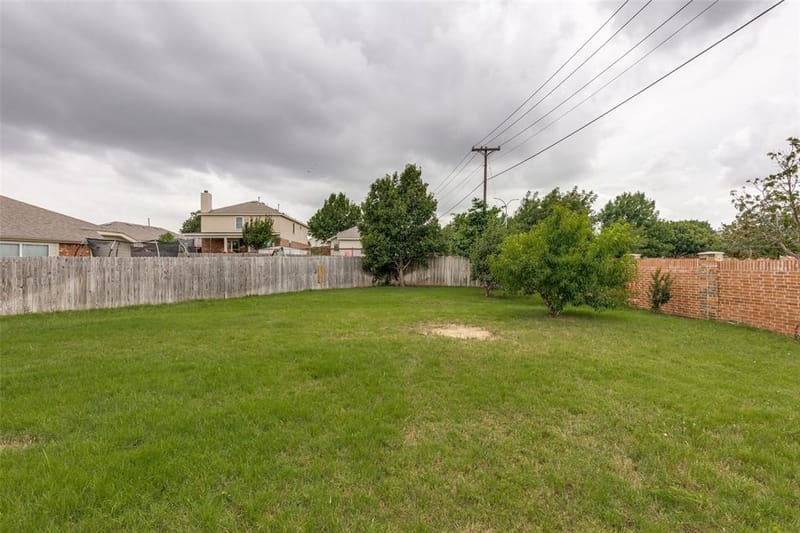 12161 Thicket Bend Drive, Fort Worth TX 76244 - Photo 24