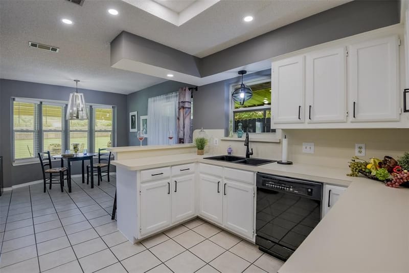 257 Spring Brook Drive, Mansfield TX 76063 - Photo 12
