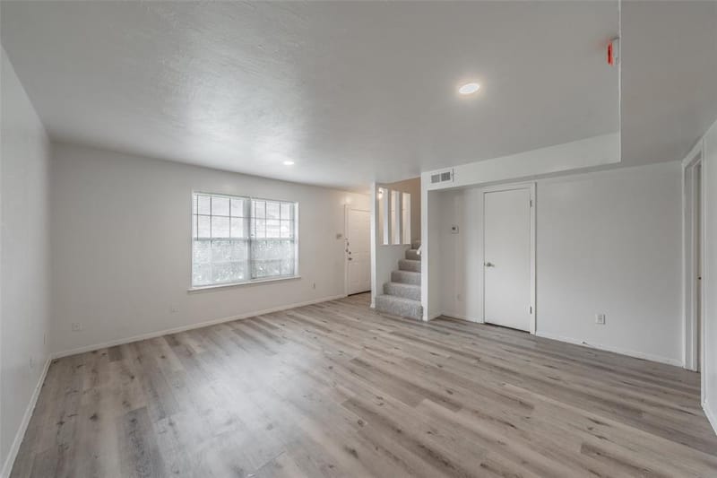 1821 Ridgeview Street, Mesquite TX 75149 - Photo 2