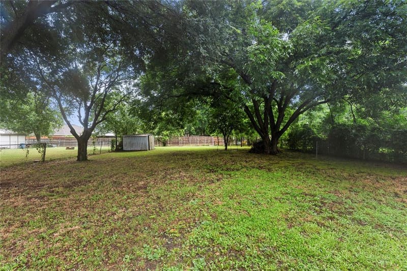 1121 Sam Houston Drive, Garland TX 75042 - Photo 27