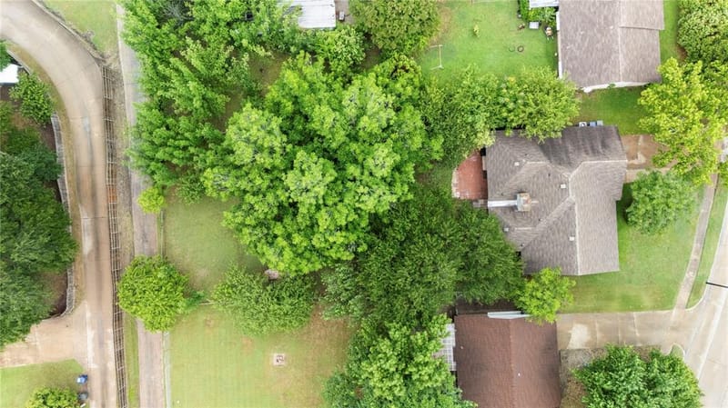 1121 Sam Houston Drive, Garland TX 75042 - Photo 22