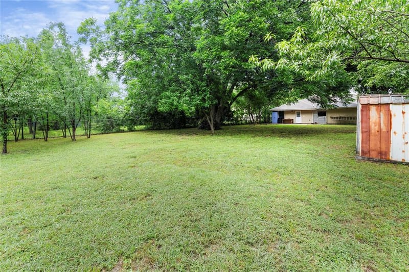 1121 Sam Houston Drive, Garland TX 75042 - Photo 28