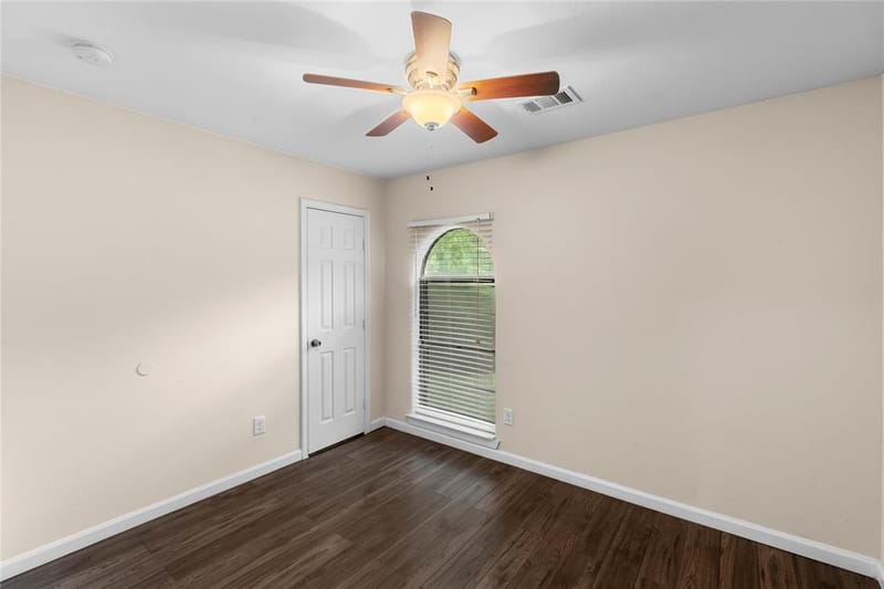 1121 Sam Houston Drive, Garland TX 75042 - Photo 18