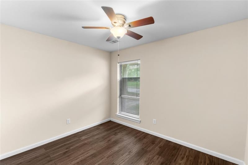 1121 Sam Houston Drive, Garland TX 75042 - Photo 15
